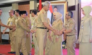 Camat dan Kepsek Ini Jadi Pejabat Tinggi Pemprov Jateng