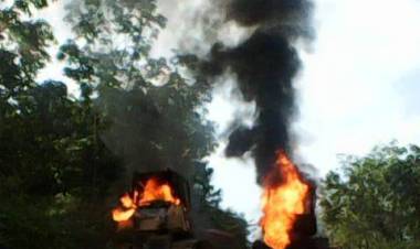 Warga Marah, Alat Berat PT LAJ di Tebo Dibakar