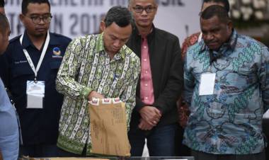 Saksi BPN Protes Tata Cara "Noken" Pada Rekapitulasi Pemilu di Papua Barat