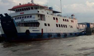 Dirpolair Polda Jambi Tegaskan Kapal Penumpang Wajib Siagakan Life Jacket