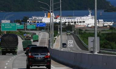 Tol Trans Sumatera Mulai Dipadati Pemudik