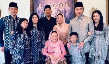 AHY-EBY Silaturahmi Keluarga Gus Dur, Begini Kata Yenny