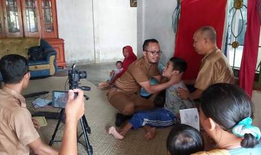 Rekam e-KTP Warga Keterbatasan Fisik, Kadis Dukcapil: Kita Putuskan Langsung ke Rumah