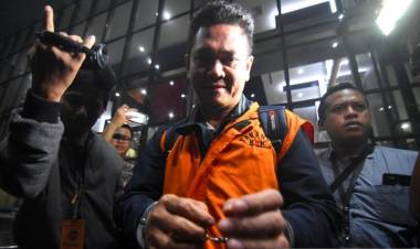 Meski Jadi Tersangka Suap Rp1,2 M, Pejabat Imigrasi Ini Masih Terima Gaji ASN