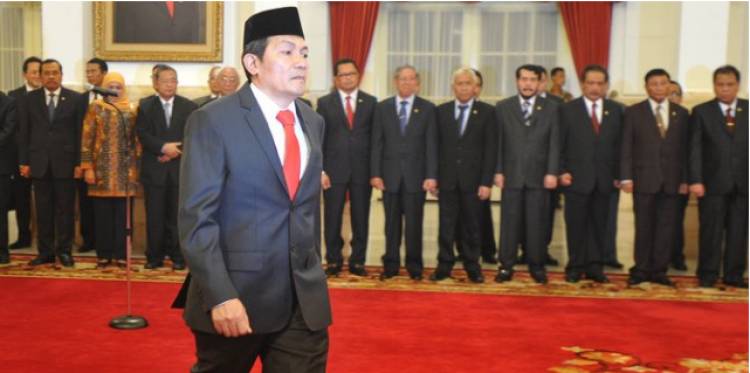 KPK buru orang kepercayaan Bupati Labuhanbatu yang kabur saat OTT