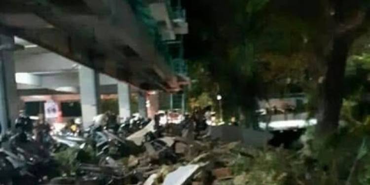 Panik dan Cemas Gempa Susulan, Warga Mataram Pilih Tidur di Lapangan Terbuka