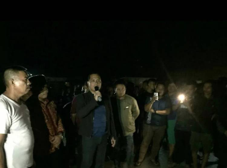 Warga Memanas Gegara Truk Batubara, Kapolres Batanghari Turun Tangan