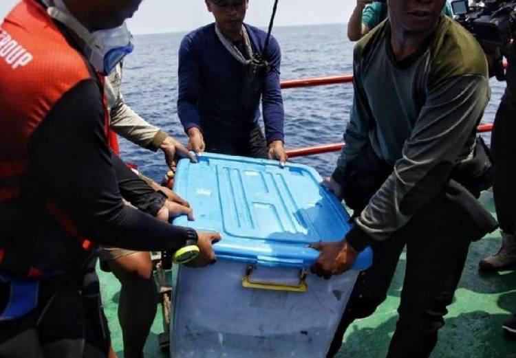 Kotak Hitam Diserahkan ke Komite Nasional Keselamatan Transportasi