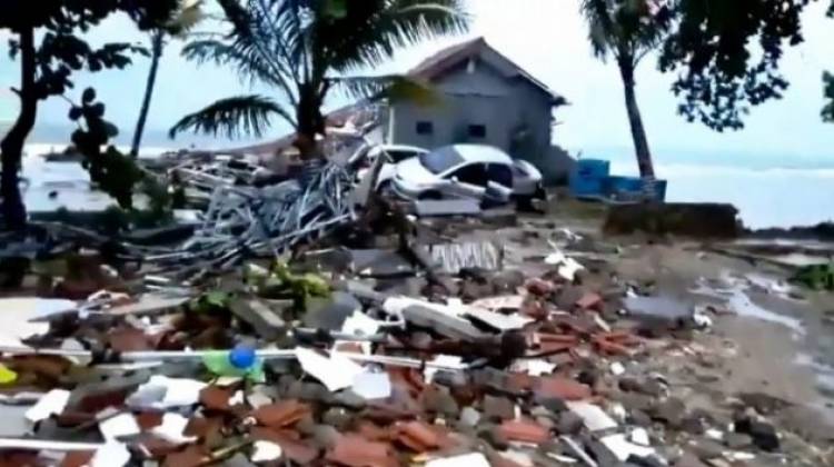 Turunkan Tim Teliti Penyebab Tsunami Selat Sunda