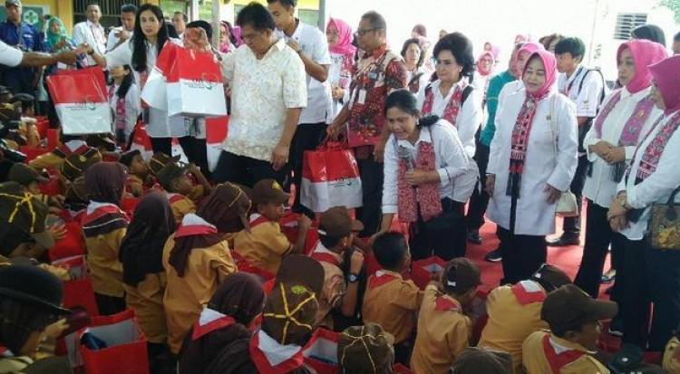 Siswa Paud Gembira Ibu Negara Ajarkan Gerakan Cuci Tangan