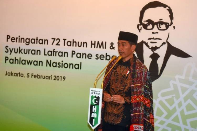 Syukuran HMI ke-72, Jokowi Cerita Infrastruktur