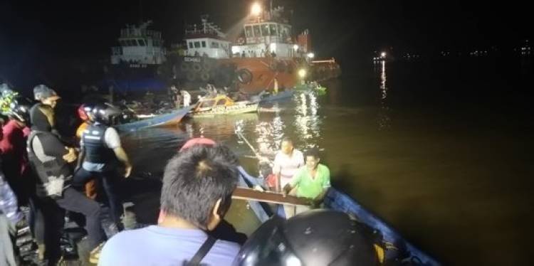 Kapal Bermuatan Elpiji Meledak di Samarinda, Diduga ada Korban Ikut Tenggelam