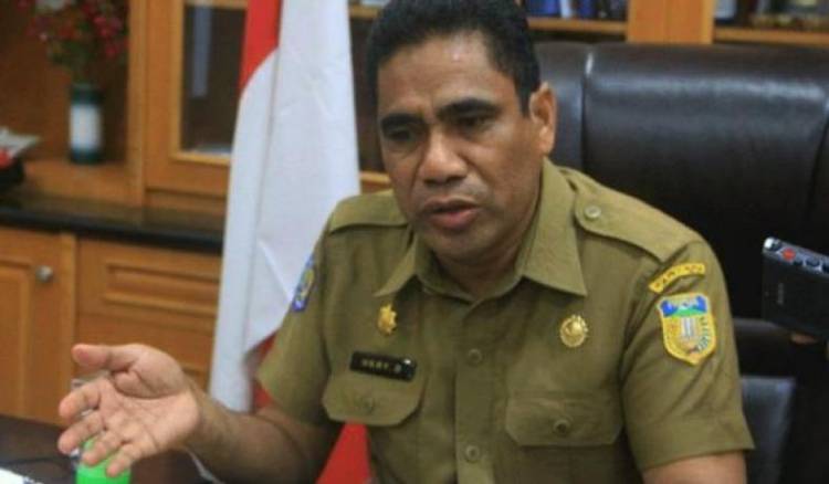 Sekda Papua Dikenakan Pasal 351 KUHP