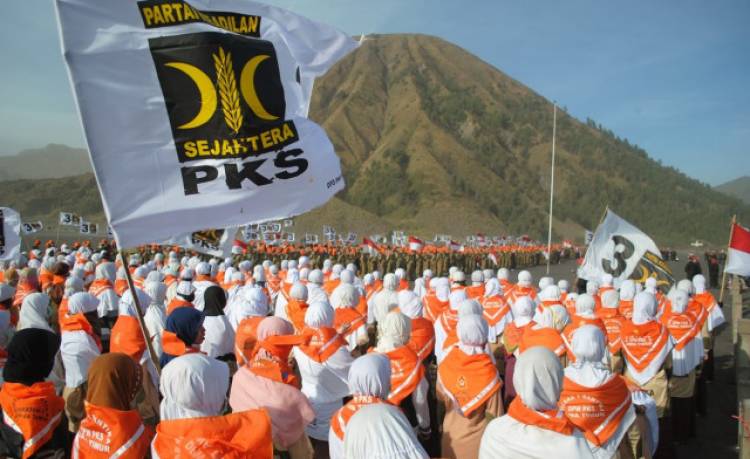 Fahri Prediksi Tak Lolos ke DPR, Hidayat: Ada Lima Lembaga Sebut PKS Lolos PT