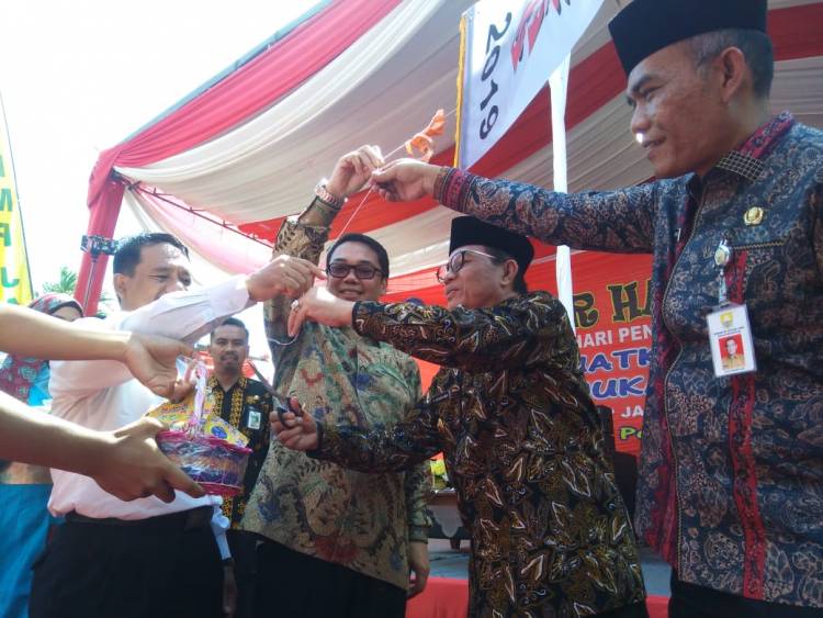 Gubernur Jambi Buka Gebyar Hardiknas 2019