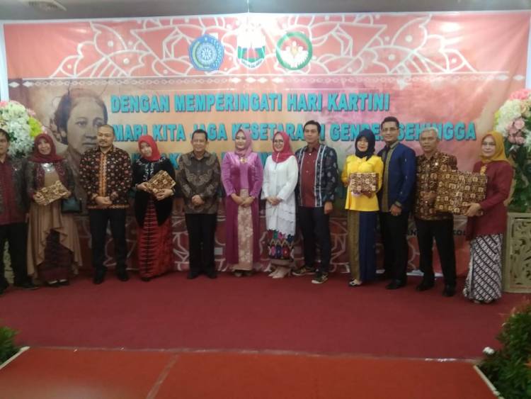 Peringati Hari Kartini, Sekda Fadhil: Jadilah Kartini Masa Kini