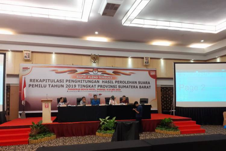 Duh!! Jokowi-Kh Ma'ruf Amin Hanya Menang di Mentawai, Sisanya Diborong Prabowo-Sandi