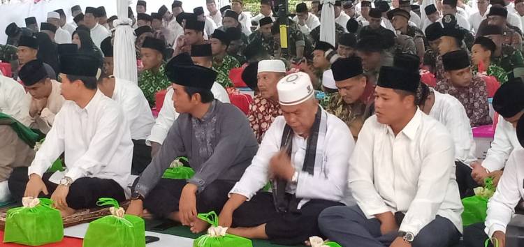 Sekda Muarojambi Hadiri Undangan Buka Puasa Bersama Pangdam II/Sriwijaya di Makodim 