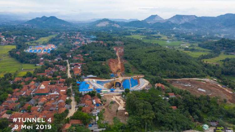 Tak Berizin di Bandung Barat, Begini Nasib Kereta Cepat Indonesia China?
