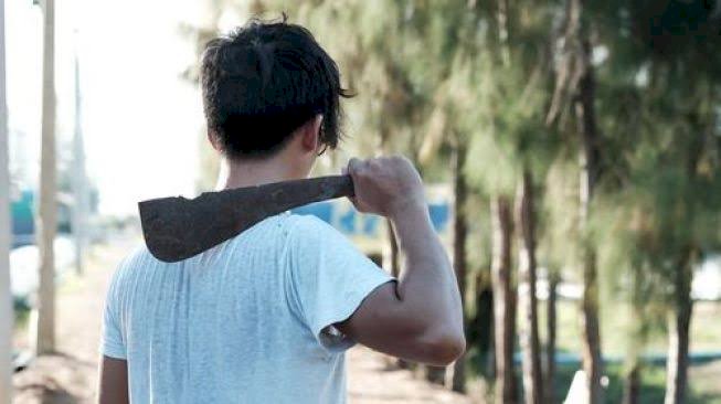 Anggota Provost Polsek Dibacok dengan Parang di Kantor Polisi