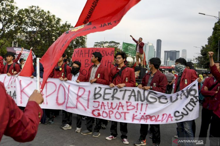 Soal Demo Mahasiswa, Menristek Dikti Sebut Tak Ada Sanksi Rektor, Tapi Swasta Lihat LLPT Dulu