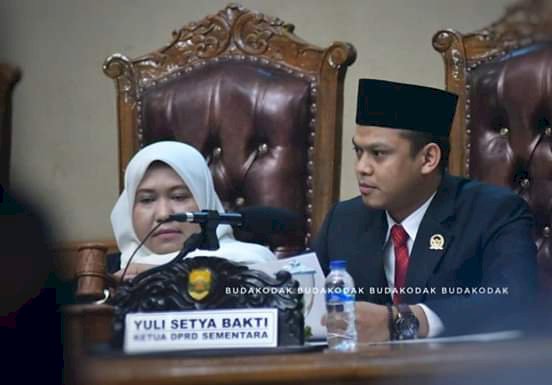 Bupati Masnah dan Wabup BBS Hadiri Paripurna Pelantikan Ketua DPRD Muarojambi Masa Jabatan 2019-2024