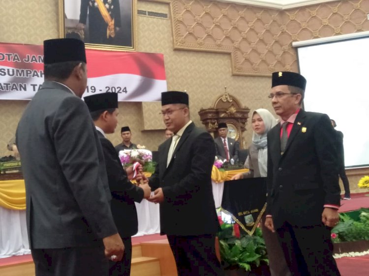 Putra Absor Resmi Pimpin DPRD Kota Jambi