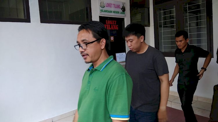 Dua Tersangka Kasus Penggelepan Pajak Senilai Rp4 Miliar Ditahan Kejati Jambi