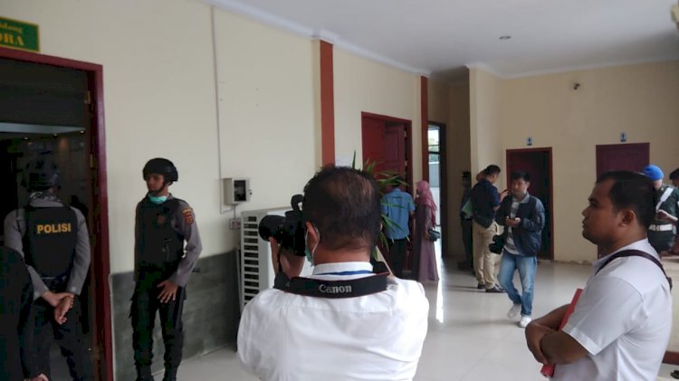 Hakim Cuti, Sidang Asiang Ditunda 31 Oktober