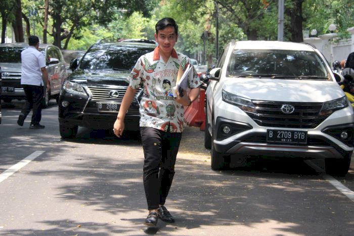 Gibran Sambangi Kediaman Megawati, Sinyal Maju?