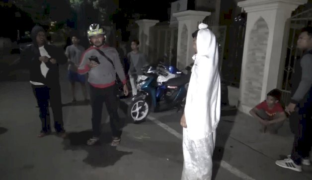 Mau Nge-Prank Pocong, Eh Dua Remaja Terjaring Tim Penikam Polri