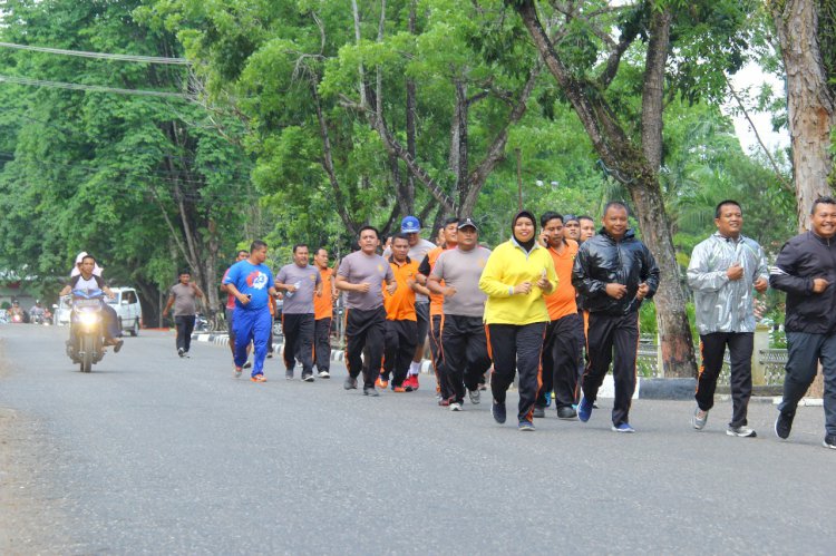 Polisi "Gendut" di Polres Merangin Dipaksa Berlari Setiap Hari