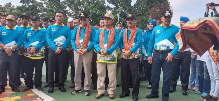 Peringati Hari Bakti PU, Bupati Cek Endra Dampingi Gubernur Jambi Sosialisasi dan Gotong Royong Pengurangan Pekumuhan dan Peningkatan Kualitas Lingkungan