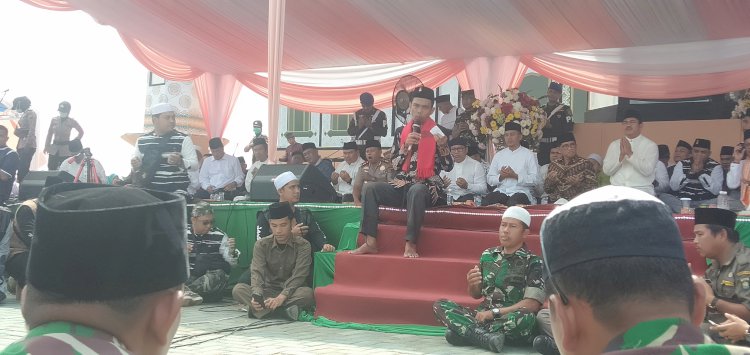 Dihadapan Ribuan Jemaah UAS Sebut Mashuri Pemimpin Tepat Janji, Dorong Pendirian Pusat Tahfidz Al Qur'an