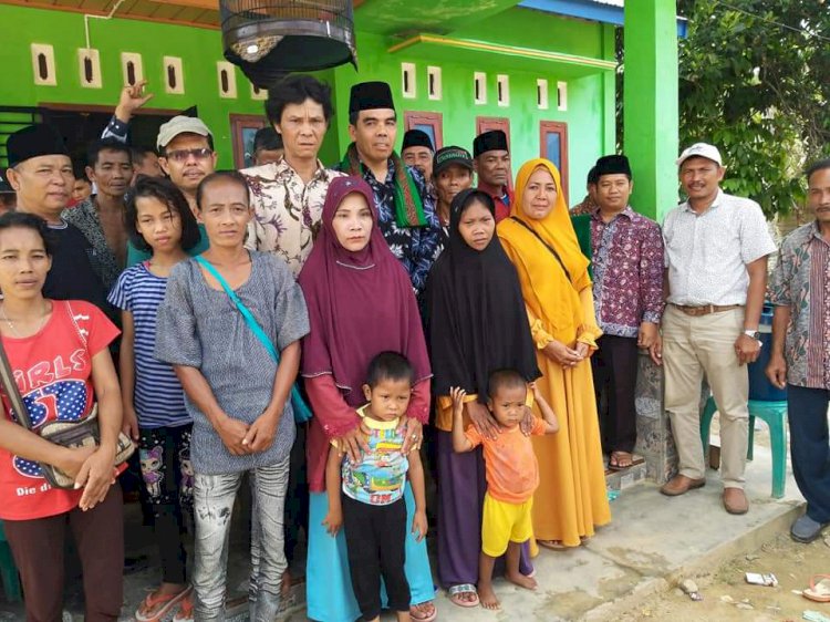 24 Orang Suku Anak Dalam Jambi Diislamkan