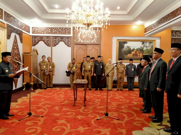 Ternyata Ini Penyebab Sejumlah Pejabat Eselon II Dicopot oleh Gubernur Fachrori