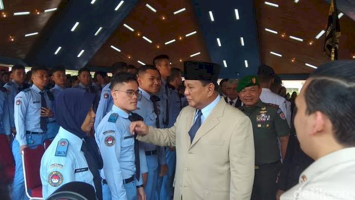 Lantik Kepsek, Menhan Prabowo Sebut SMA Taruna Nusantara Bukan SMA Biasa