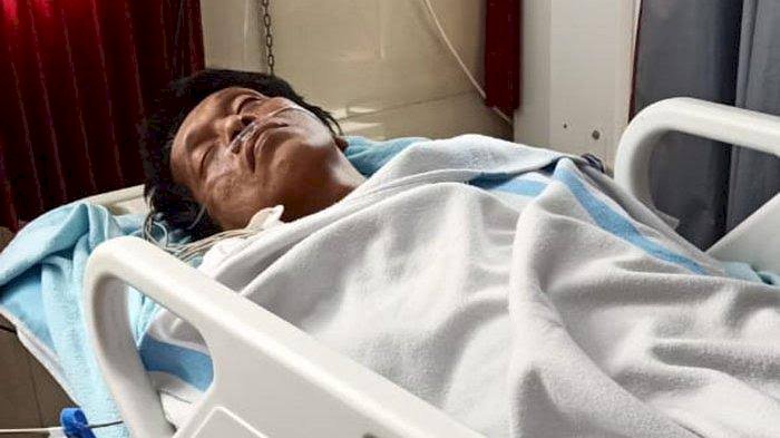 Adian Napitupulu Kolaps Saat di Pesawat, Serangan Jantung!