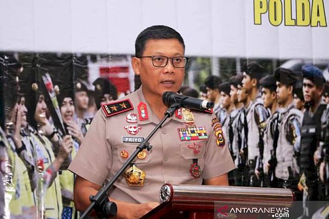 Upaya Hilangkan Kebiasaan Bawa Pisau di Pinggang 'Wong Kito Galo'