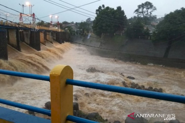 Naik Jadi 170 Centimeter, Ciliwung Siaga II