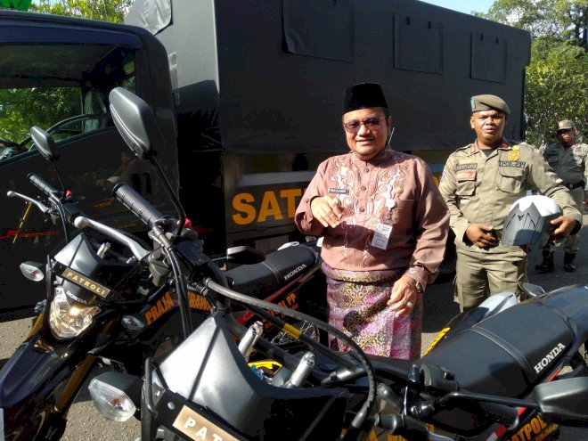 Tingkatkan Kinerja, Satpol PP Kota Jambi Dihadiahi 2 Unit Motor dan 1 Mobil