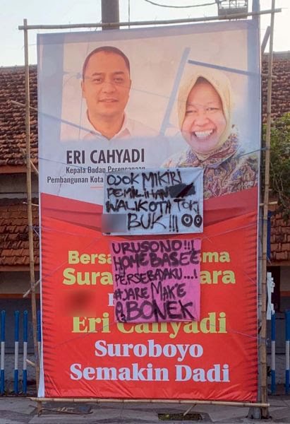 Bonek Mengamuk, Baliho Duet Risma-Eri Jadi Sasaran