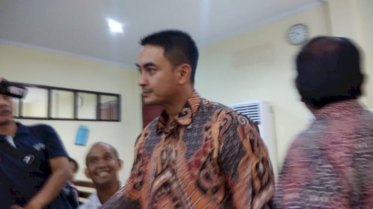 Zola Sebut Zoerman Manap Orang Pertama Permintaan Uang Ketok Palu
