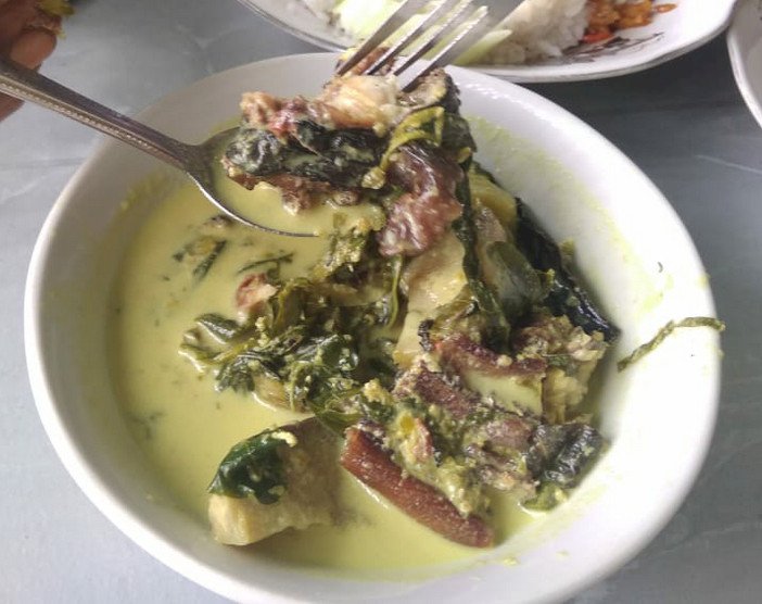 Lezatnya Gulai Belut Khas Sekernan di Muarojambi Ini