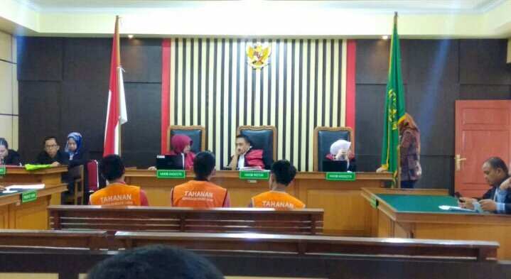 Menyimpan Sabu Ratusan Gram, Driver Ojol Ini Diseret ke Pengadilan