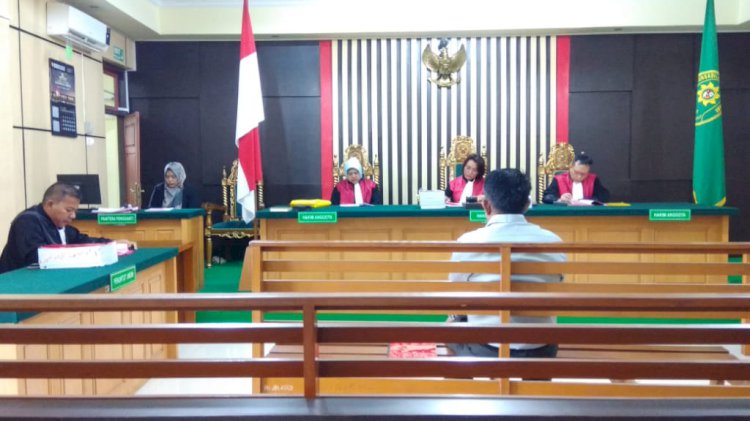 Korupsi Program Kementerian, Lurah Tanjung Muarojambi Diseret ke Pengadilan