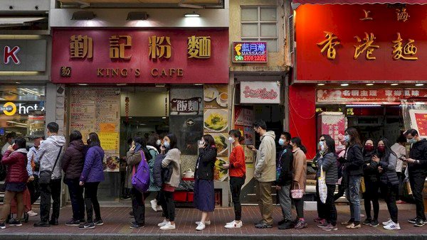 Satu WNI Tertular, Turis China Positif Corona & Sempat Jalan-jalan di Singapura