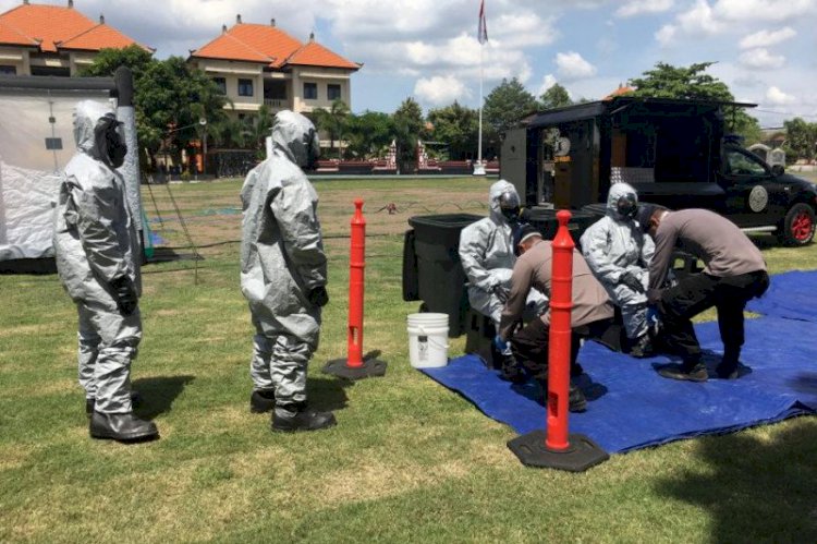 Puluhan Anggota Den Gegana Brimob Bali Ikut Pelatihan Antisipasi Corona