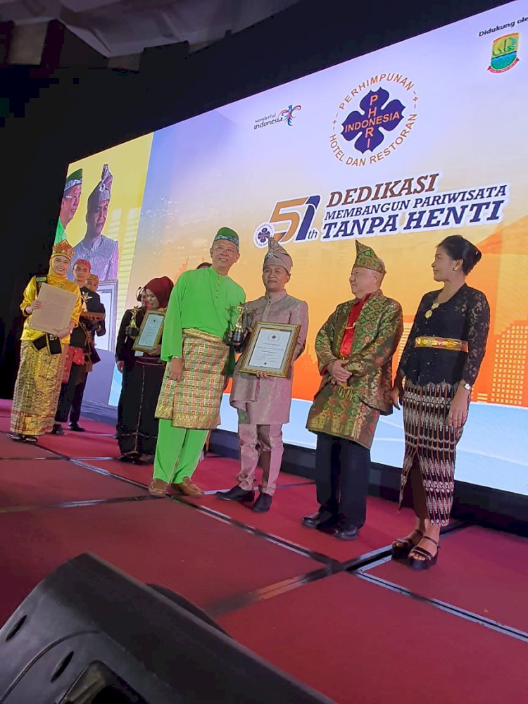 Hotel Odua Weston Jambi Dapat Predikat Hotel Bintang 3 Terbaik se Indonesia
