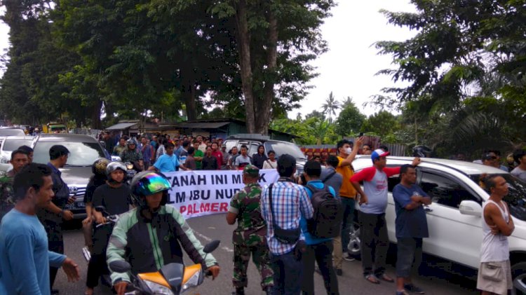 Breaking News!!! Kedatangan Polisi dan TNI di lokasi Eksekusi Tanah Paal Merah Dihadang Masa